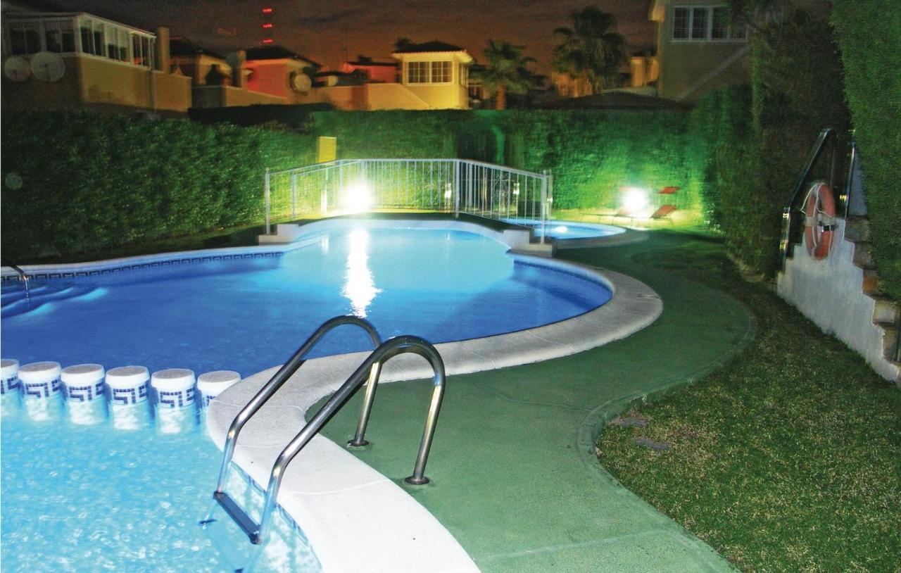2 Bedroom Nice Apartment In Guardamar Del Segura Exteriör bild