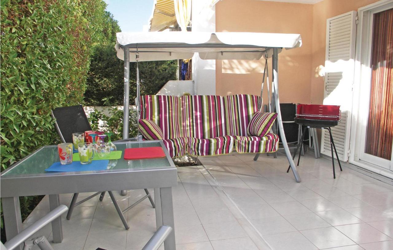 2 Bedroom Nice Apartment In Guardamar Del Segura Exteriör bild