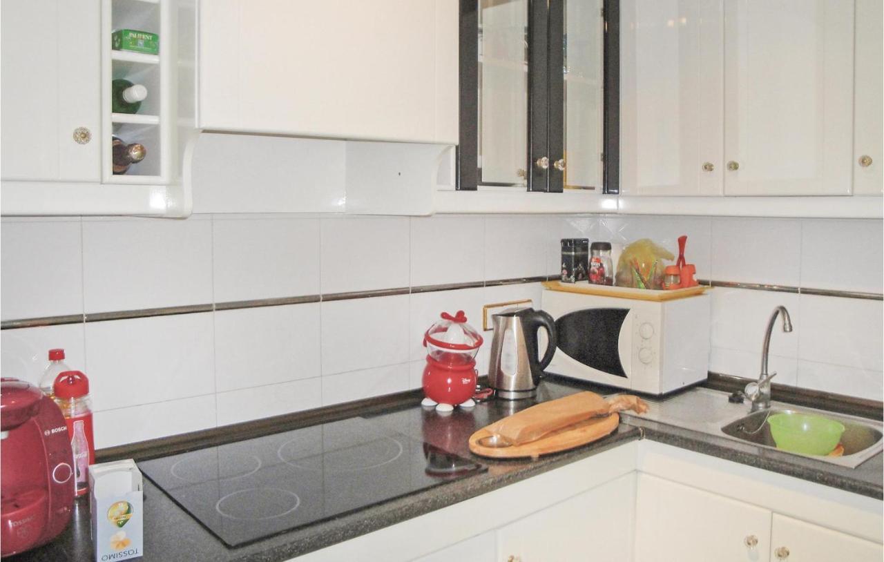 2 Bedroom Nice Apartment In Guardamar Del Segura Exteriör bild